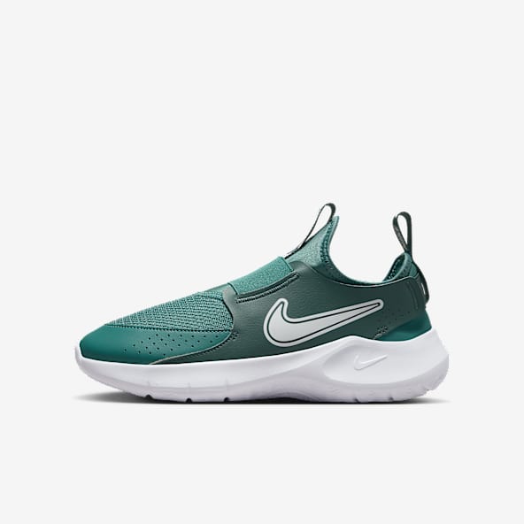 Nike kids sports shoes online